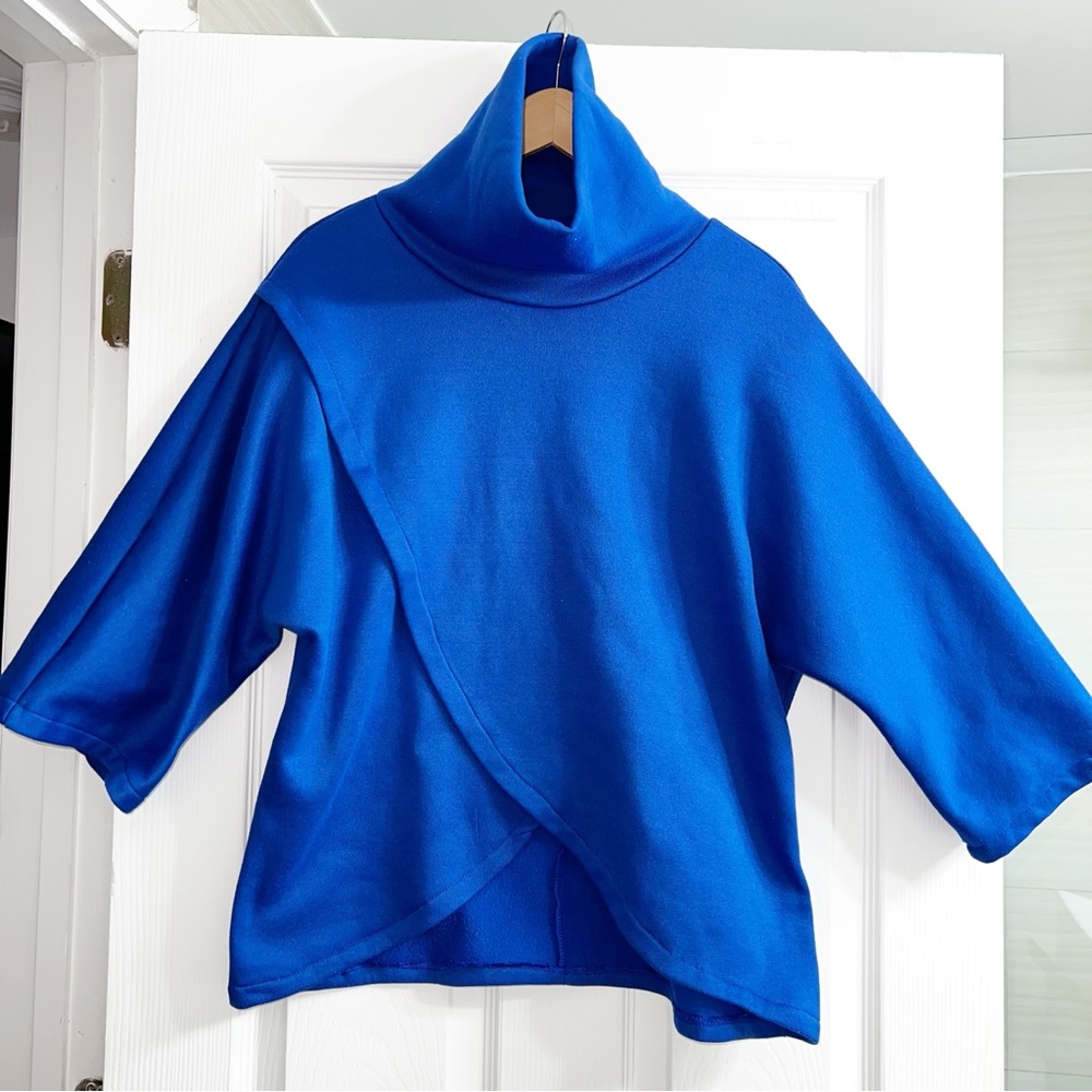 Poncho-Style Sweatshirt, One Size, Royal Blue, Cowl-Neck, 3/4 Length Sleeves